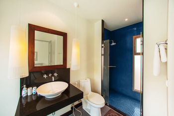 Onyx Villas By Tropiclook Rawai Buitenkant foto