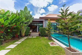 Onyx Villas By Tropiclook Rawai Buitenkant foto